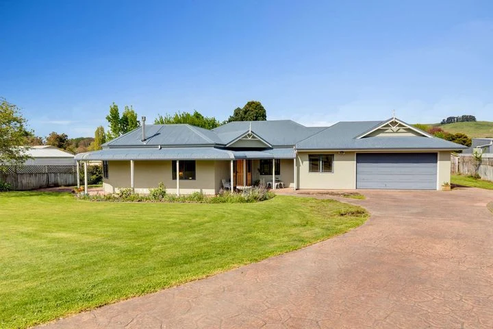 20 Paraekaretu Street, Hunterville — property marketed by The Wrays