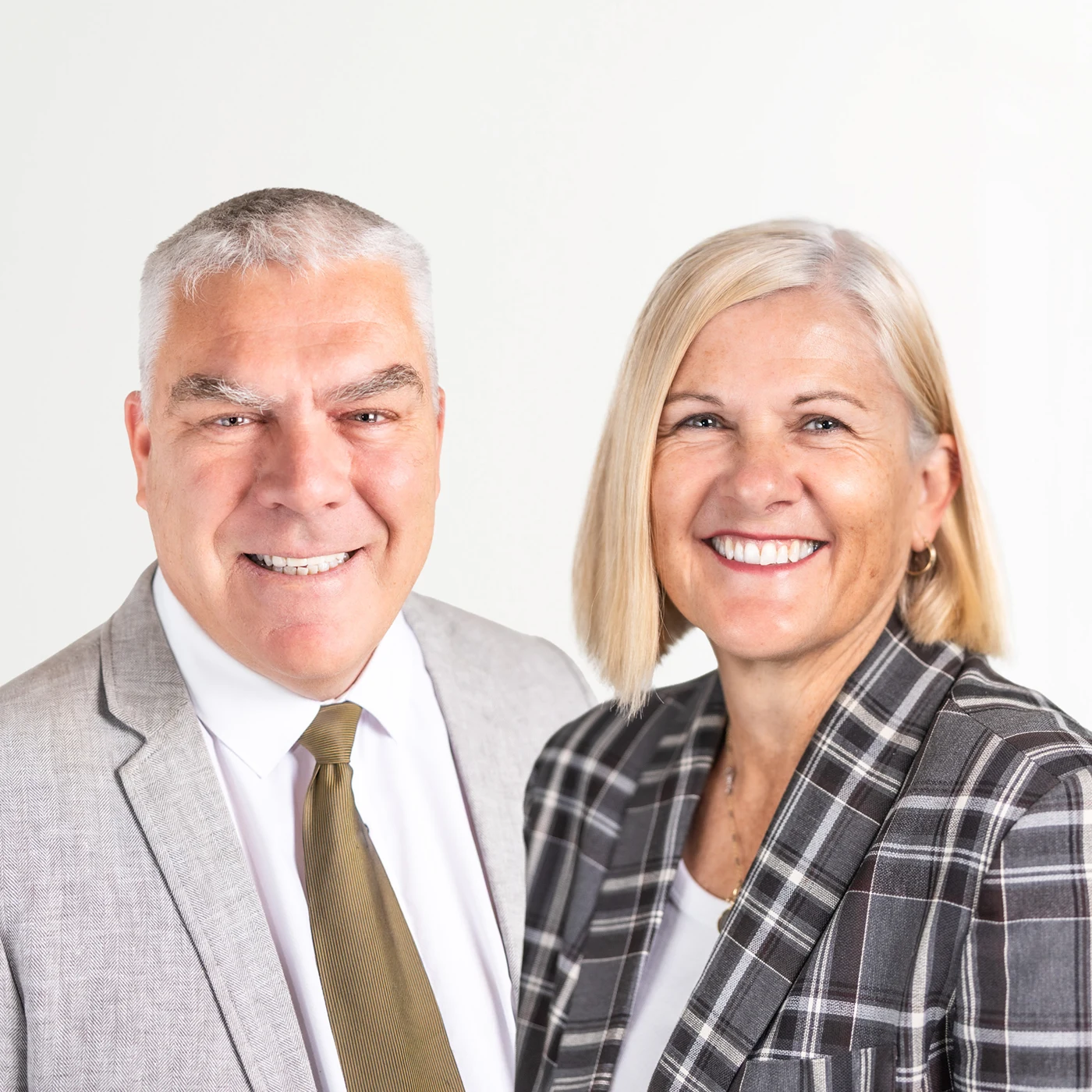 David and Angela Wray, The Wrays real estate team at Arizto